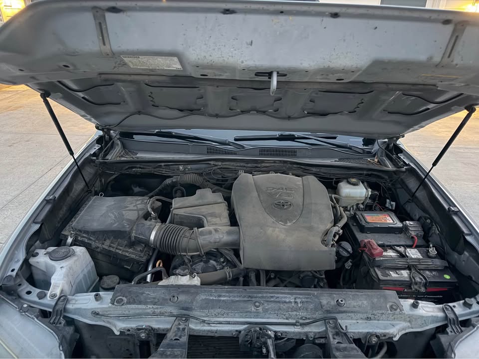 2020 Toyota Tacoma Double Cab · TRD Off-Road Pickup 4D 5 ft in Melba, ID (photo 8)