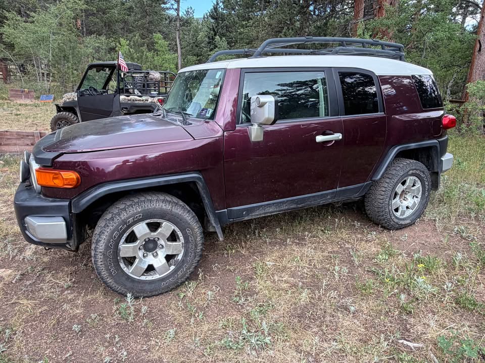 2007 Toyota FJ Cruiser · Sport Utility 2D in Allenspark, CO (photo 3) — photo 3