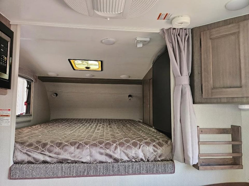 2021 LANCE 650 TRUCK CAMPER in Pearl, MS (photo 11) — photo 11