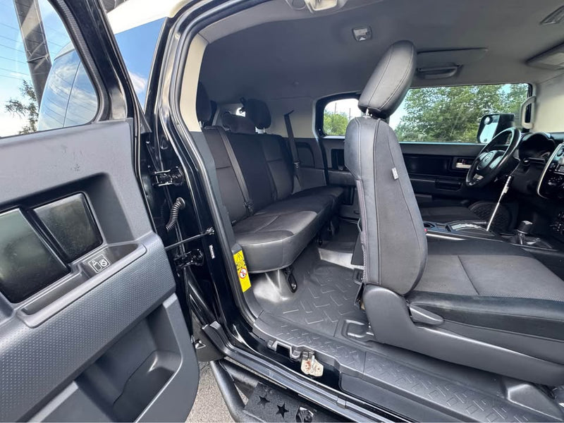 2010 Toyota FJ Cruiser · Sport Utility 2D in Denver, CO (photo 8) — photo 8