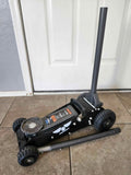 1.5 ton Pro Eagle floor jack