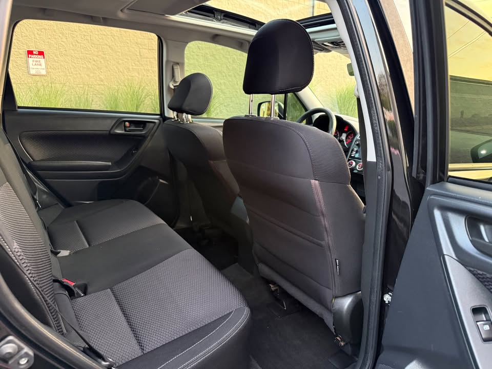 2017 Subaru Forester 2.5i Premium AWD — ONLY 85K MILES • JUST SERVICED in Beaverton, OR (photo 12) — photo 12