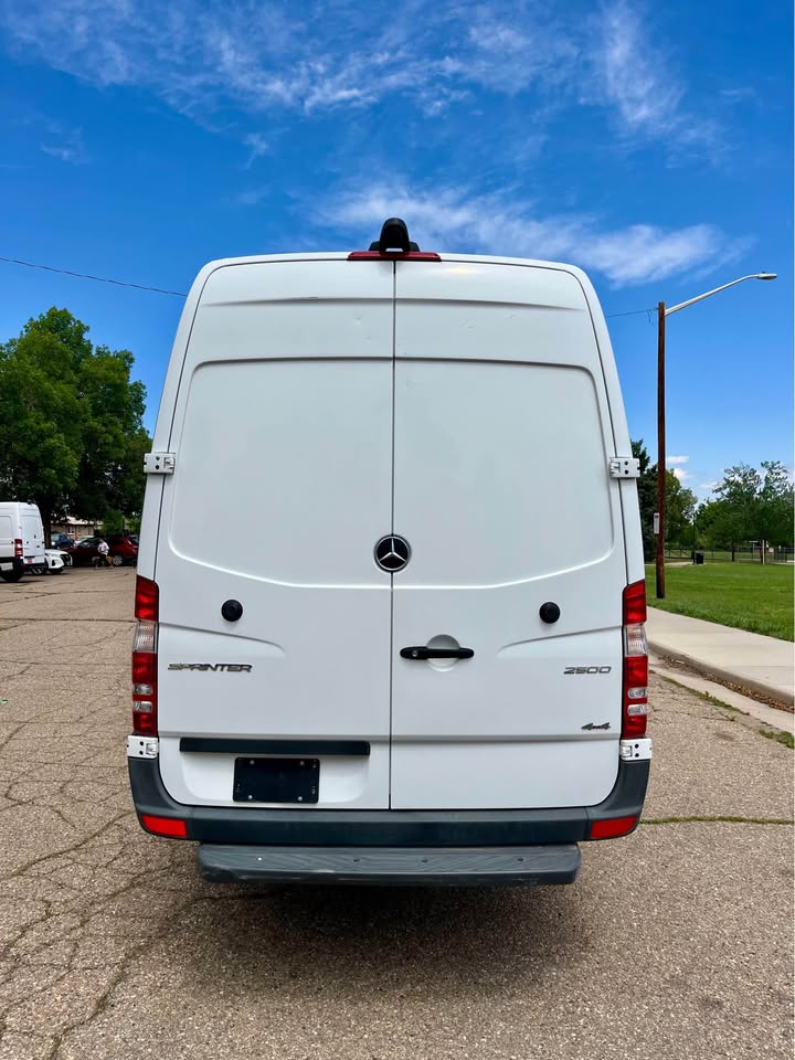 2018 Mercedes-Benz sprinter 2500 high roof 170” 4x4 in Denver, CO (photo 4)