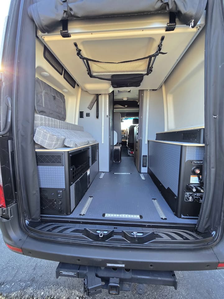 2026 Winnebago revel 44e big lithium in Boise, ID (photo 11)