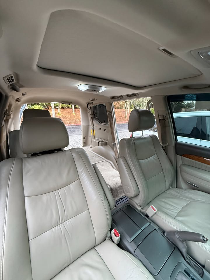 2004 Lexus gx470 in Kirkland, WA (photo 5) — photo 5
