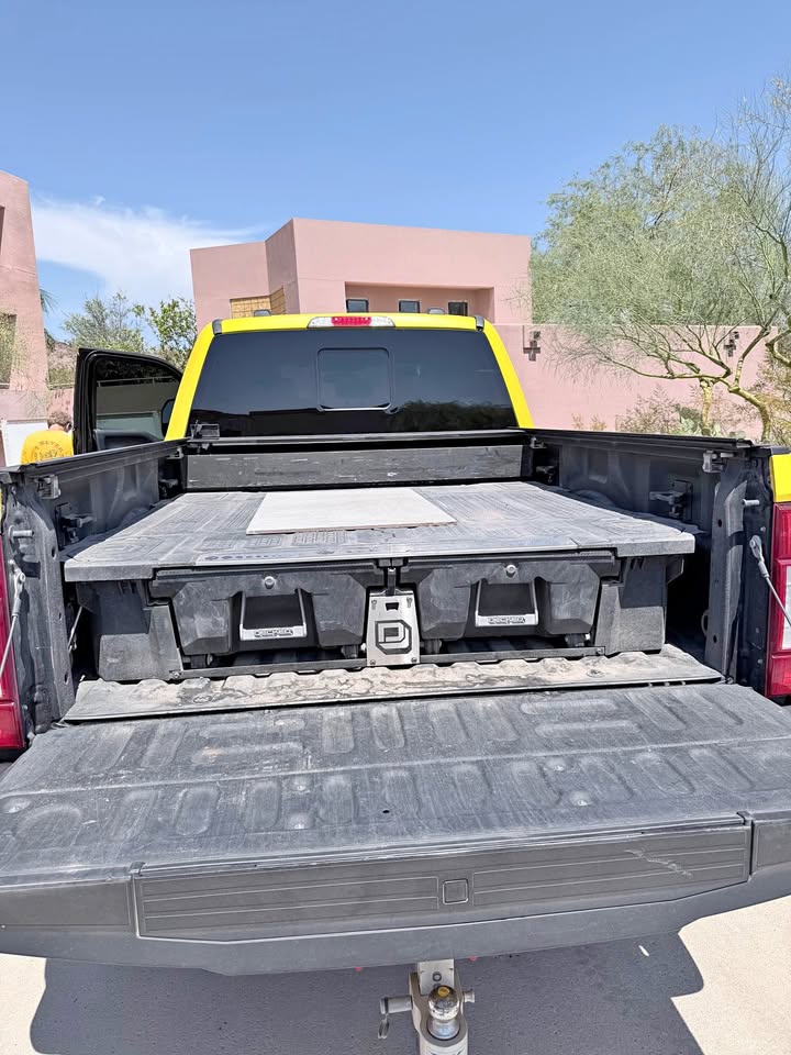 Decked Truck bed Drawer toolbox in Scottsdale, AZ (photo 1)