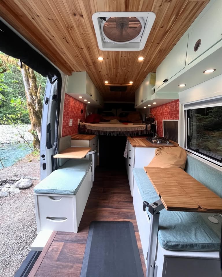 2021 Mercedes-Benz Sprinter in Seattle, WA (photo 2) — photo 2