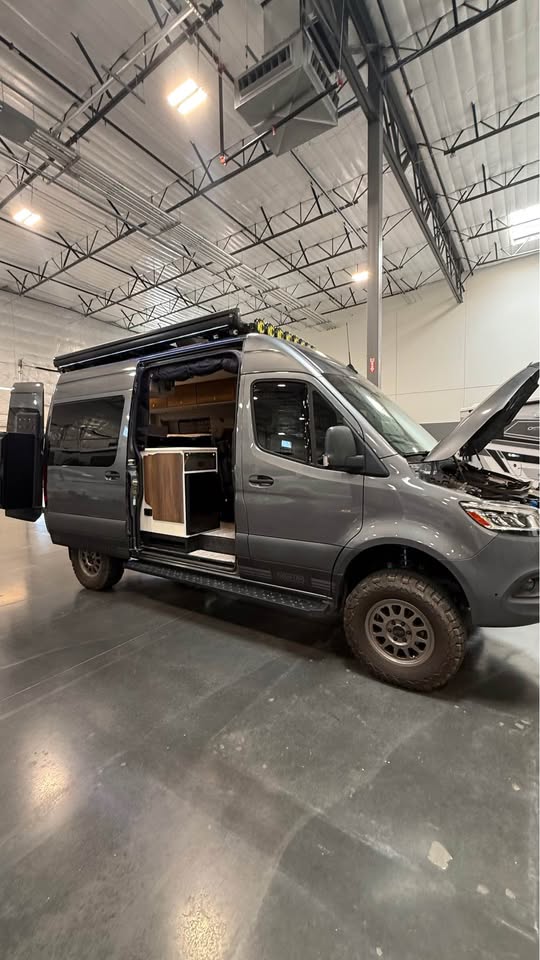 2023 Storyteller Overland stealth mode awd *added upgrades — photo 2