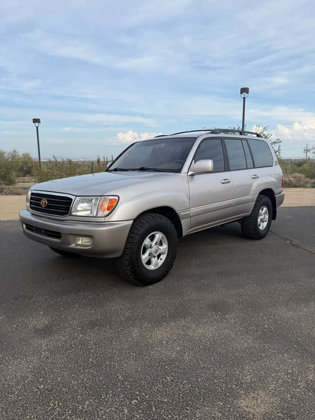 1998 Toyota Landcruiser · Sport Utility 4D — photo 2
