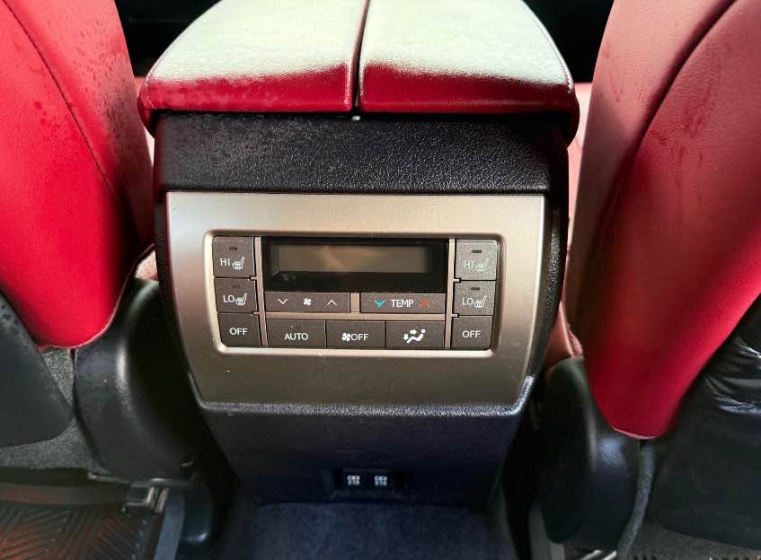 2020 Lexus GX in Toronto, ON (photo 10)