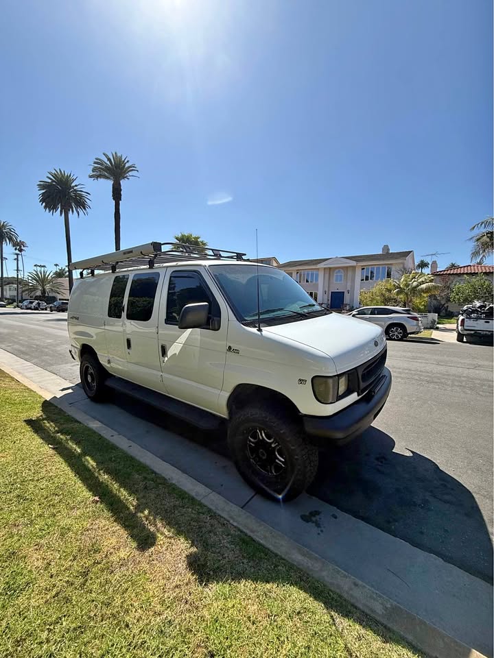 2001 Ford E250 Cargo · Quigley 4x4 in Santa Monica, CA (photo 1) — photo 1