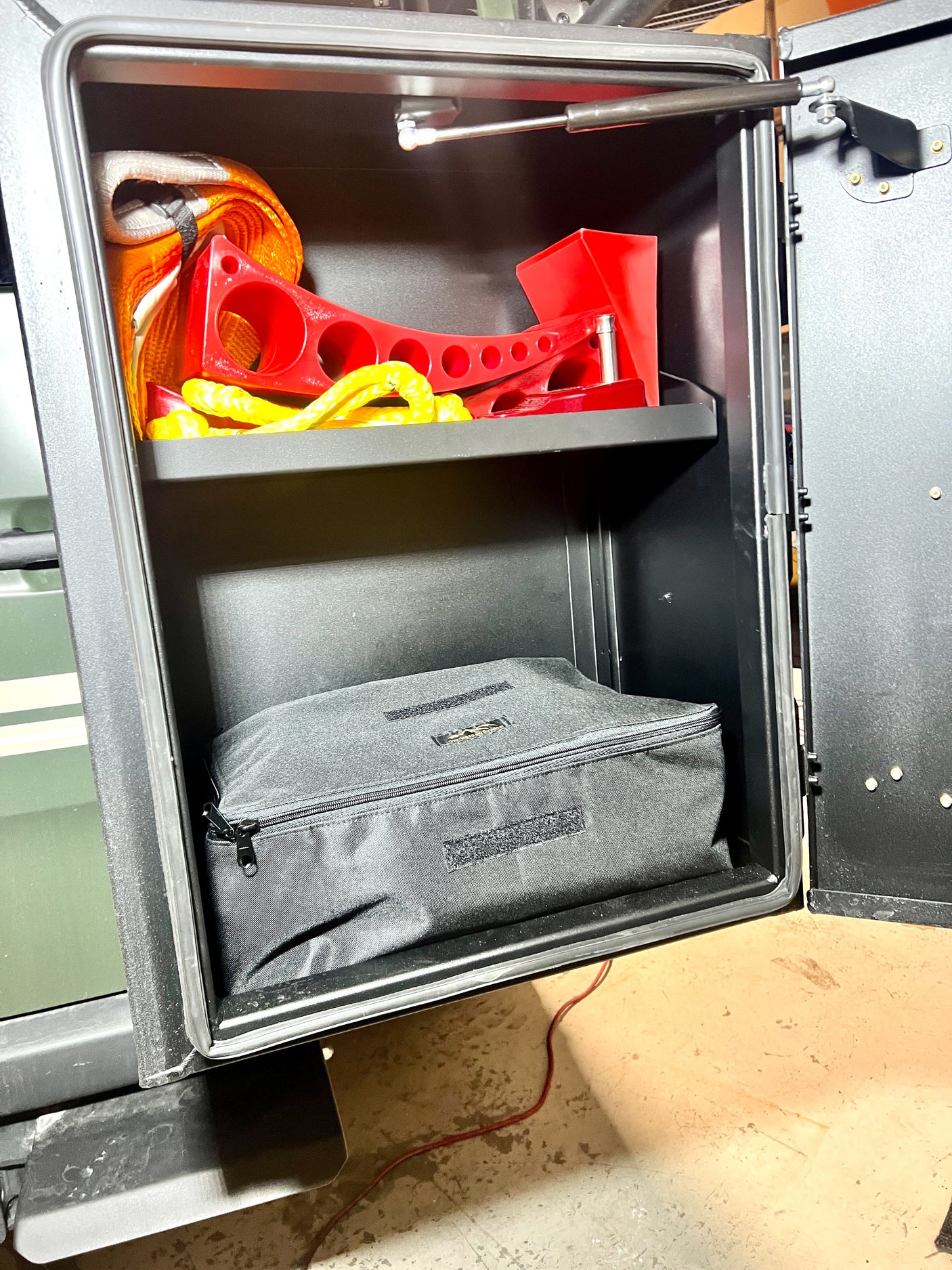 EXPEDITION BOX-LARGE Divider Storage Bags — Overland Gear Guy (photo 19)