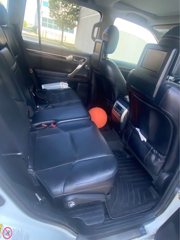 2014 Lexus GX in Mississauga, ON (photo 4)