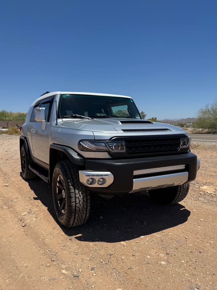 2007 Toyota FJ Cruiser · Sport Utility 2D in Sun City, AZ (photo 1)
