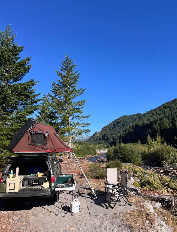iKamper Skycamp Mini roof top tent with quilted thermal pack and Annex Vestibule in Longview, WA (photo 4)