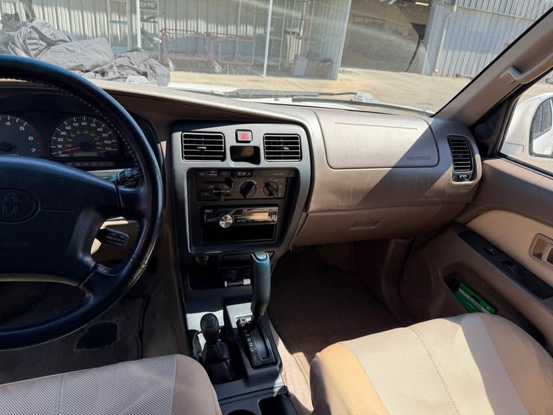 2000 Toyota 4Runner · SR5 Sport Utility 4D in Fresno, CA (photo 7) — photo 7
