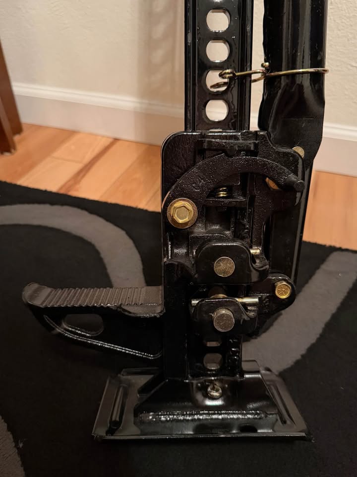 Hi-Lift Jack HL-484 48 inch in Lakewood, CO (photo 4) — photo 4