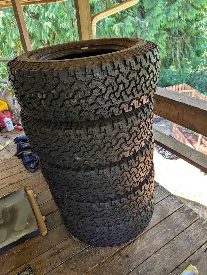 BFGoodrich All Terrain A/T KO2s Set of 5 in Eagle Creek, OR (photo 1)