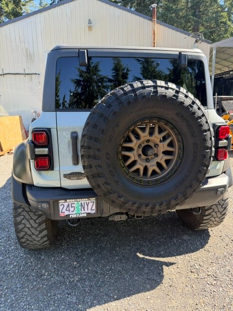 2023 Ford bronco raptor — photo 4
