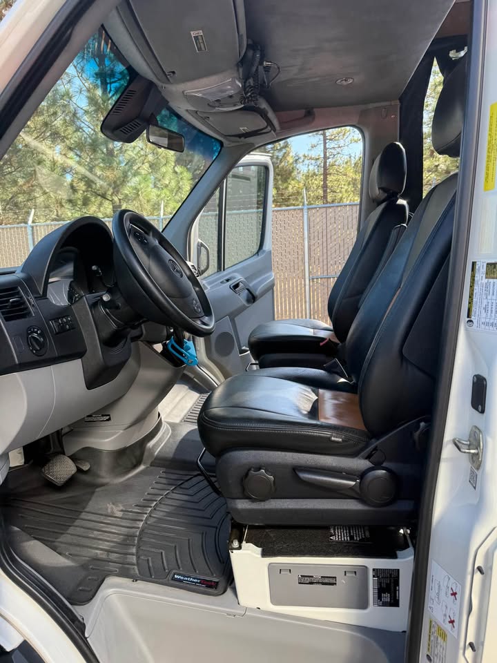 2015 Sportsmobile 4x4 Mercedes Sprinter 2500 in Verdi, NV (photo 4) — photo 4