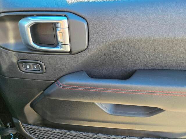 2022 Jeep Gladiator · Rubicon Pickup 4D 5 ft in Oceanside, CA (photo 10) — photo 10