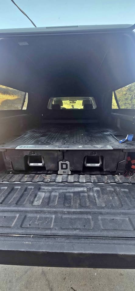 Truck bed Decked drawer system
