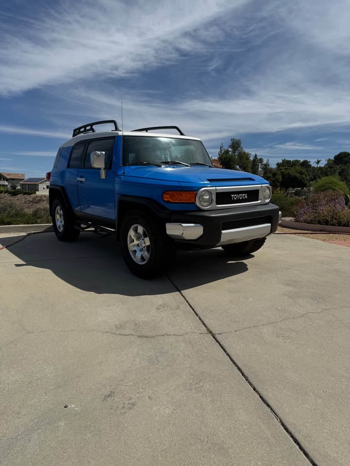 2007 Toyota FJ Cruiser · Base in Lakeside, CA (photo 4)