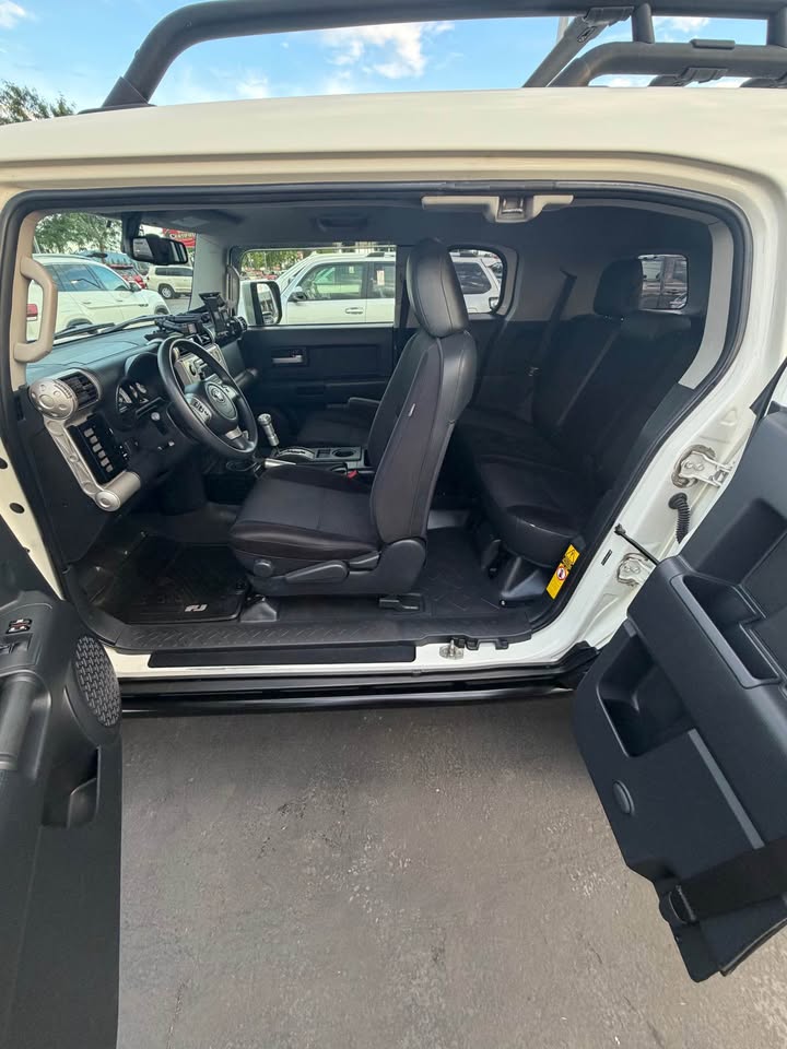 2013 Toyota FJ Cruiser in Coeur D'Alene, ID (photo 6) — photo 6