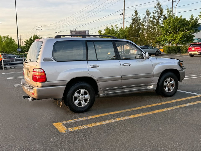 2000 Toyota Land Cruiser in Seattle, WA (photo 2) — photo 2