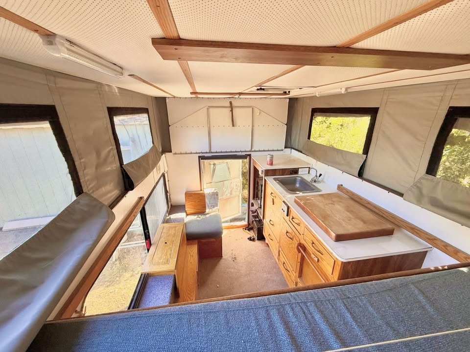Pop-up Camper in Los Altos, CA (photo 9) — photo 9