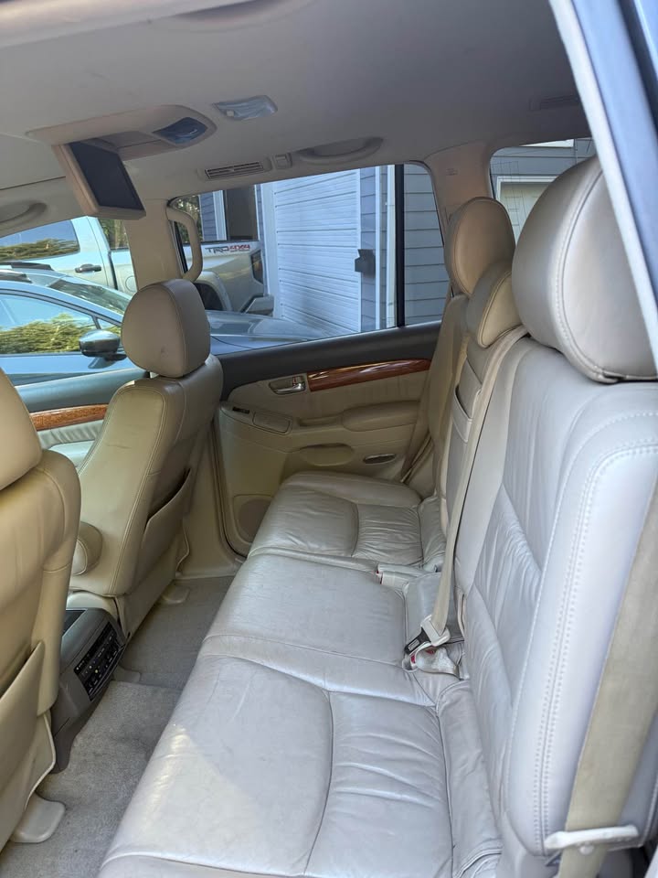 2006 Lexus GX · GX 470 Sport Utility 4D in Vancouver, WA (photo 6) — photo 6