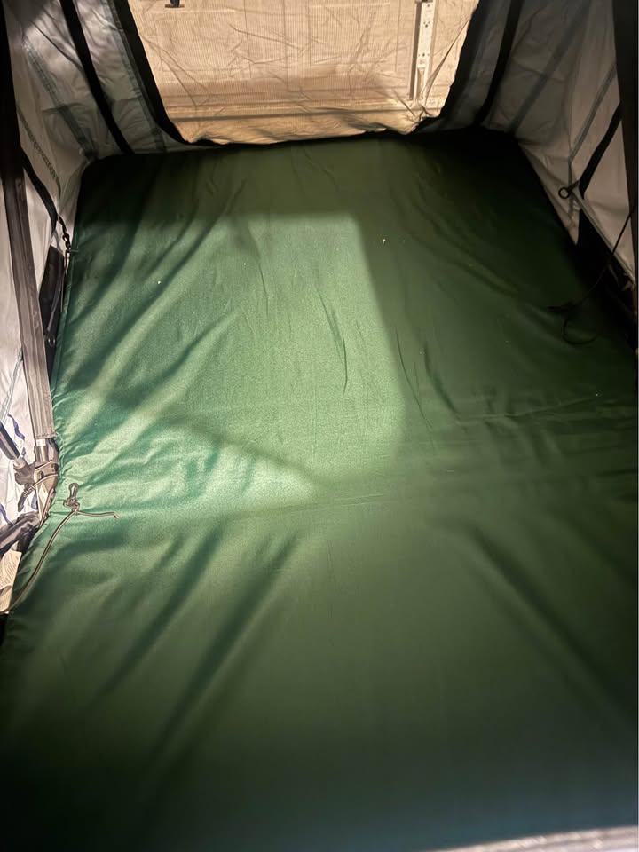 Thule tepui explorer roof top tent in Brentwood, CA (photo 4)