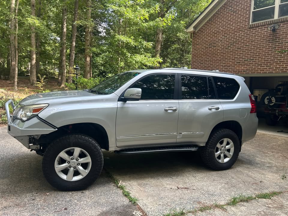 2013 Lexus GX460 in Chapel Hill, NC (photo 7) — photo 7
