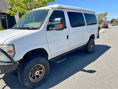 2003 Ford E350 Super Duty Passenger