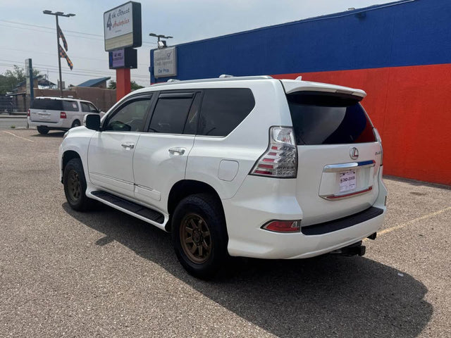 2014 Lexus GX · GX 460 Sport Utility 4D — photo 3