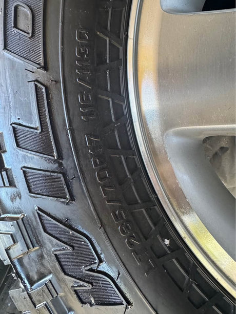 !!!EXCELLENT!!! Falken Wildpeak M/T Tires on Jeep Wheels 17in … all 5 in great condition in Tucson, AZ (photo 7)