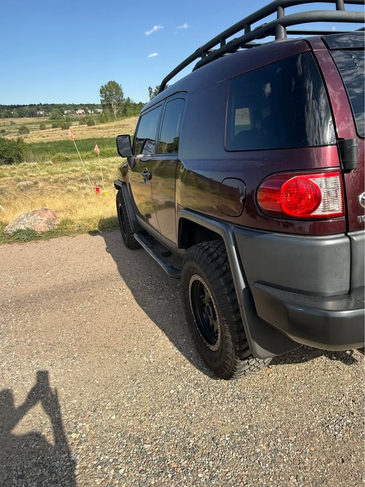 2007 Toyota FJ Cruiser · Sport Utility 2D — photo 9