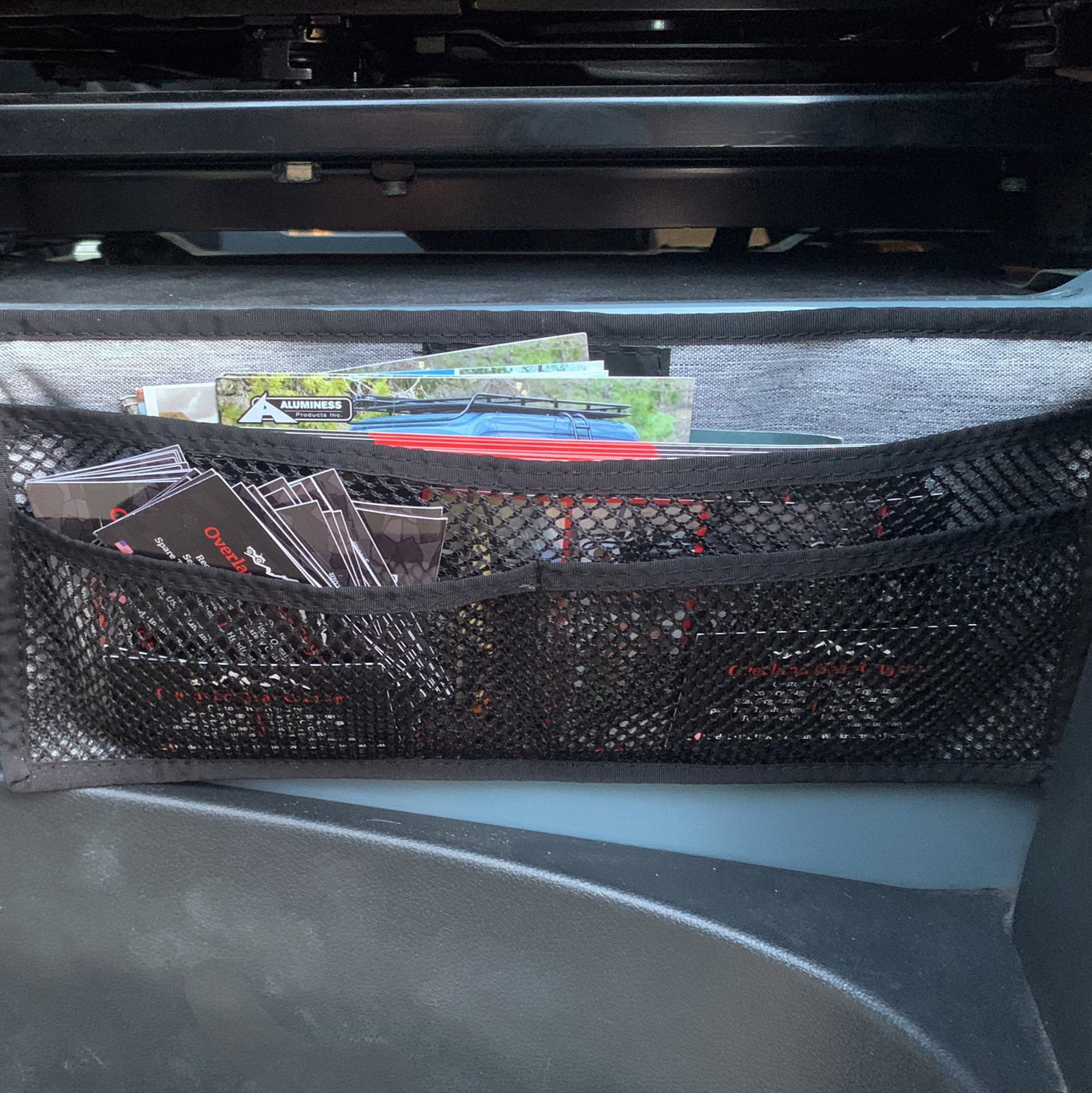 Magnetic Seat Base Organization Pouch — photo 1
