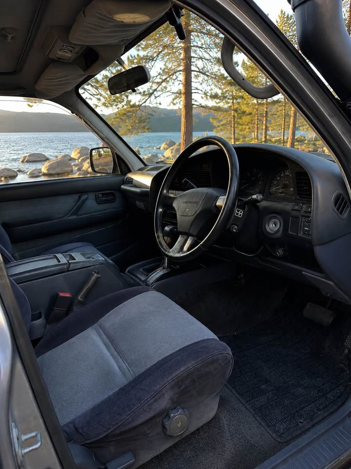 1990 Toyota Landcruiser · Heritage Edition Sport Utility 4D in San Francisco, CA (photo 9) — photo 9