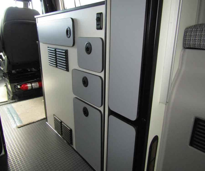 2023 Winnebago Revel — photo 6