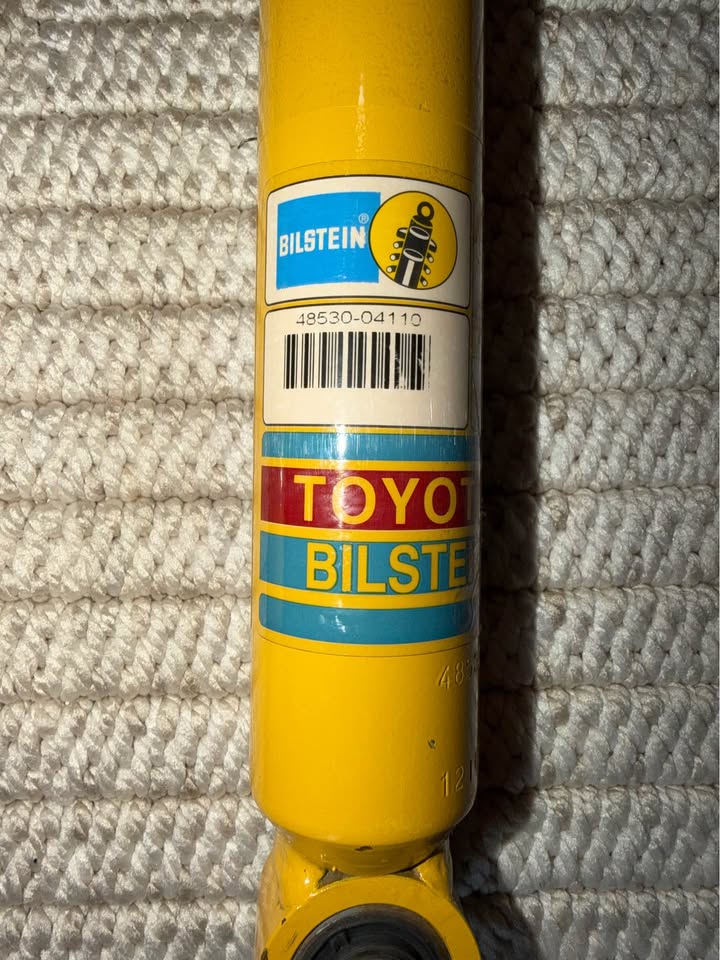Toyota Tacoma OEM Bilstein Shocks / Struts with Springs — Low Miles in Vancouver, WA (photo 3) — photo 3