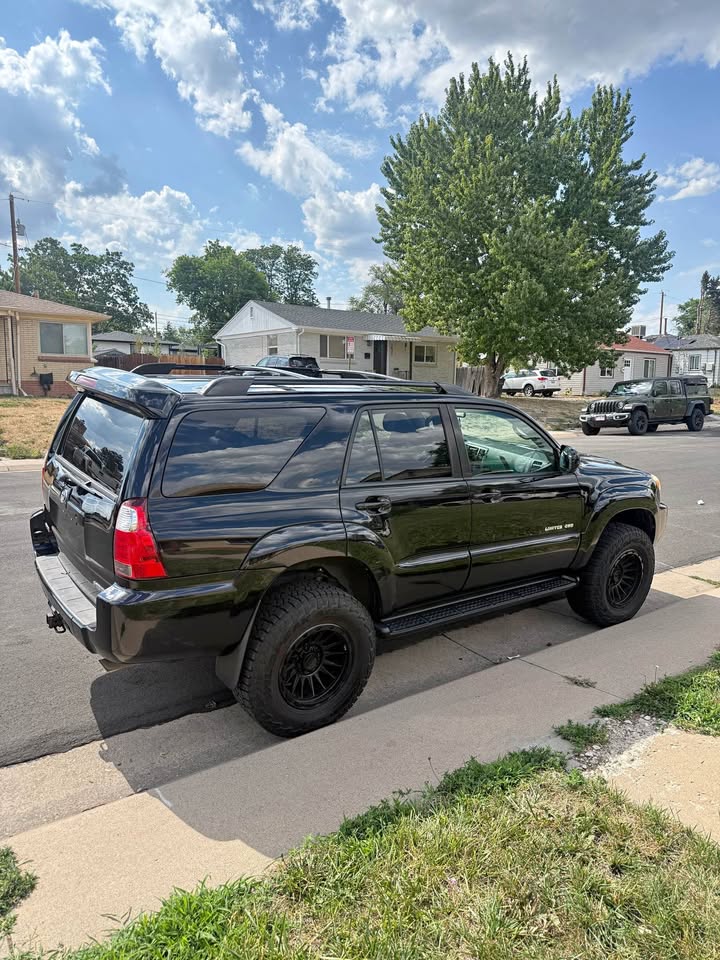 2007 Toyota 4Runner · Limited Sport Utility 4D in Denver, CO (photo 1) — photo 1