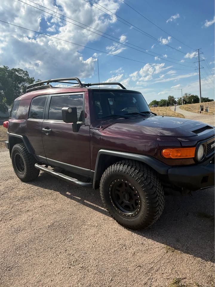 2007 Toyota FJ Cruiser · Sport Utility 2D — photo 12