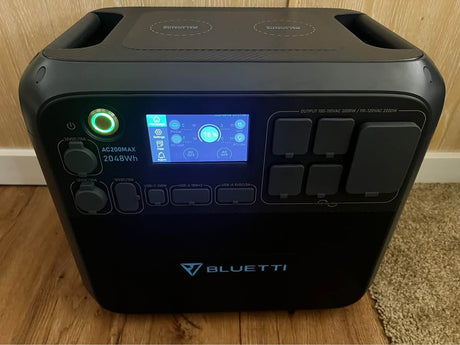 BLUETTI AC200 MAX Expandable Power Station AC200MAX in Boring, OR (photo 2)