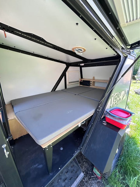 2019 Taxa Tiger Moth in Bremerton, WA (photo 5)