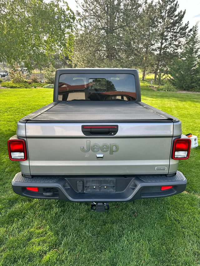 2020 Jeep Gladiator · Overland — photo 2