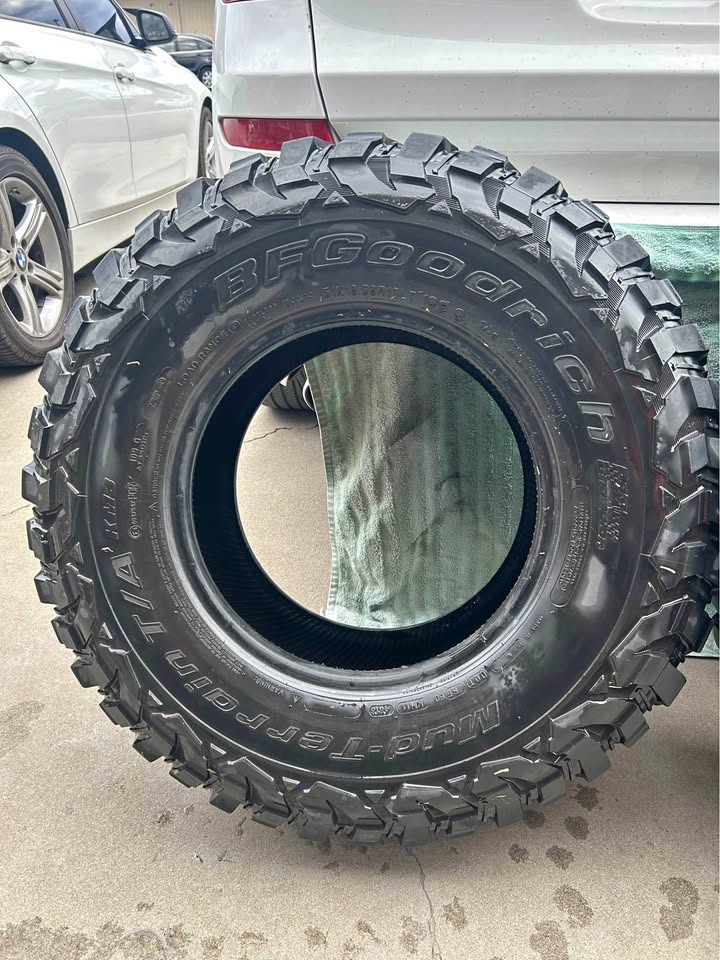 BFGoodrich tires 31x10.50R15 in Madera, CA (photo 1) — photo 1