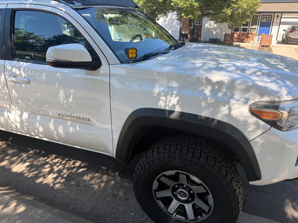 2017 Toyota tacoma trd off-road 4x4 double cab - lifted, 33" falken wildpeaks, roof rack in Denver, CO (photo 7)