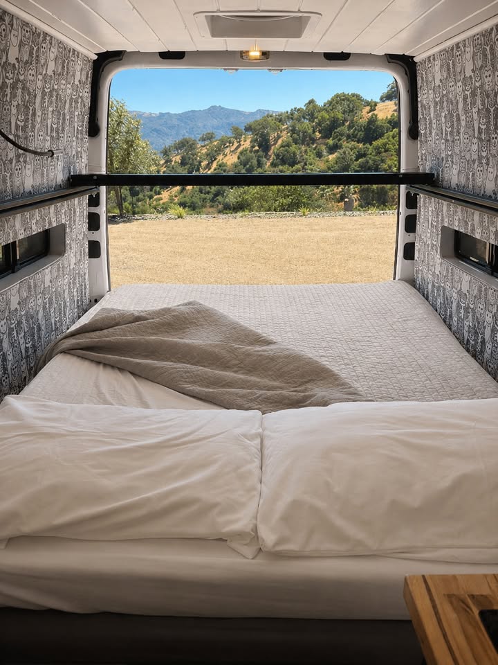2021 Mercedez Sprinter 2500, High Roof, 4 seats/beds in Novato, CA (photo 10) — photo 10