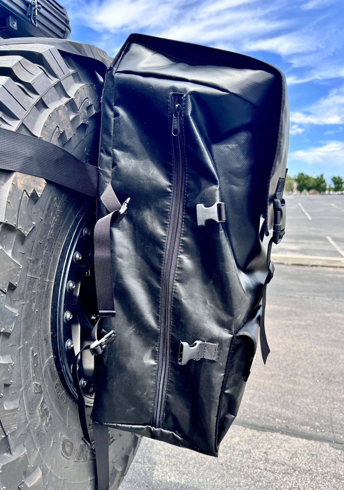 The Max Adventure Spare Tire Trash Bag — photo 16